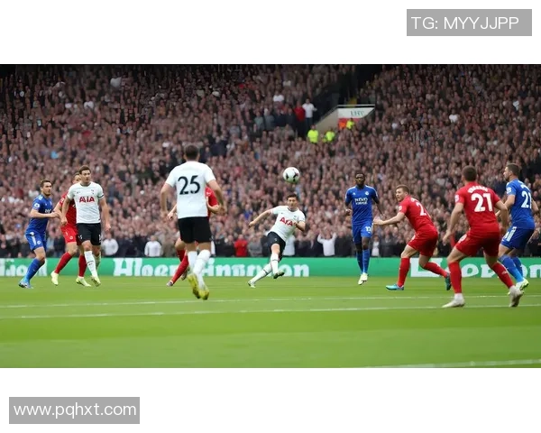 昔日足球巨星的传奇与荣耀从绿茵场到球迷心中的不朽印记